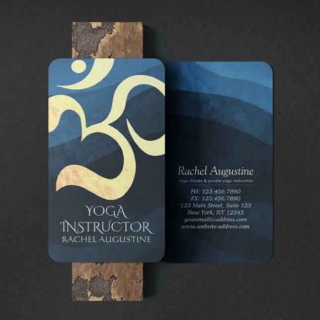 Yoga Meditation Instructor Blue and Gold OM Symbol Visitenkarte (Von Creator hochgeladen)