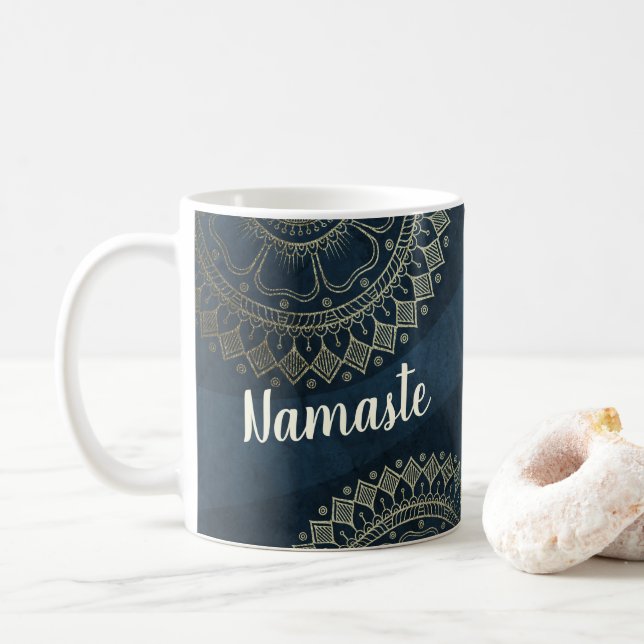 Yoga Meditation Instructor Gold Mandala Navy Blue Kaffeetasse (Mit Donut)