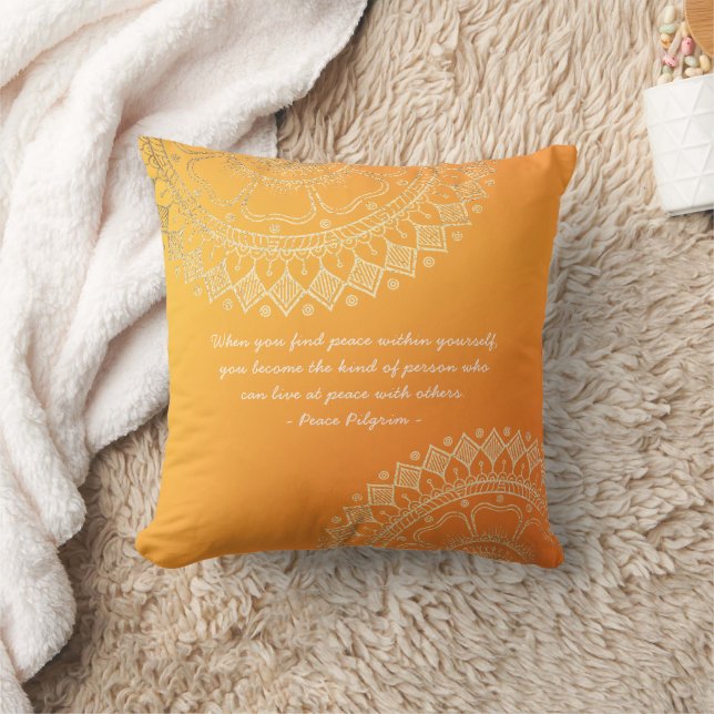 Yoga Meditation Lehrer Orange Gold Mandala Quotes Kissen (Decke)