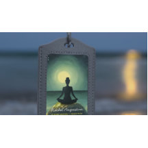 Yoga Meditation Pose auf Rock Full Moon Stars Nigh
