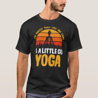Yoga Meditation Retro Ich bin meistens Peace Liebe T-Shirt