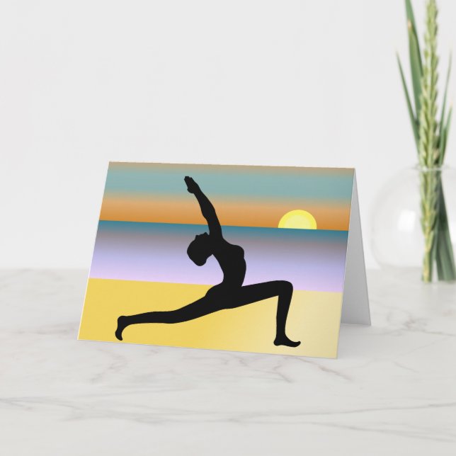 Yoga-Pose an den Strand-kundenspezifischen Karte (Vorderseite)