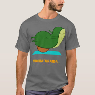 Yoga-Pose mit Avocado T-Shirt