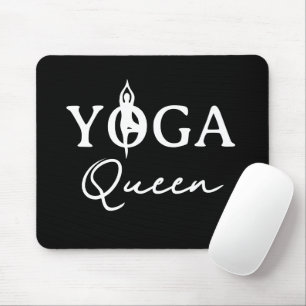 Yoga-Queen-Mauspadmatte mit Baumpose-Silhouette Mousepad