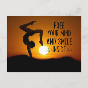 Yoga Quotes für Ihr eigenes Yoga-Foto Postkarte