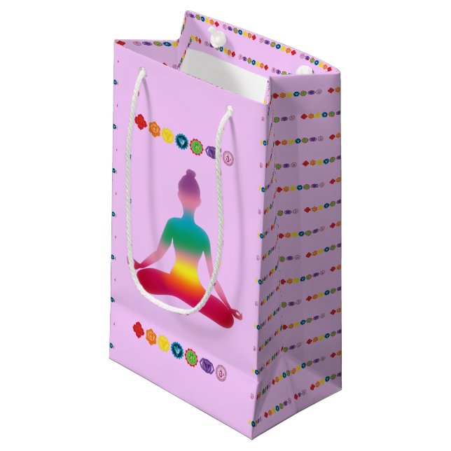 Yoga sieben Chakras Kleine Geschenktüte (Vorderseite Schrägansicht)