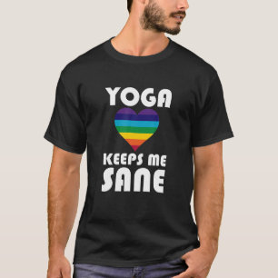 Yoga-Sprichwort mit 7 Chakra-Farben Herz YOGA BEHA T-Shirt