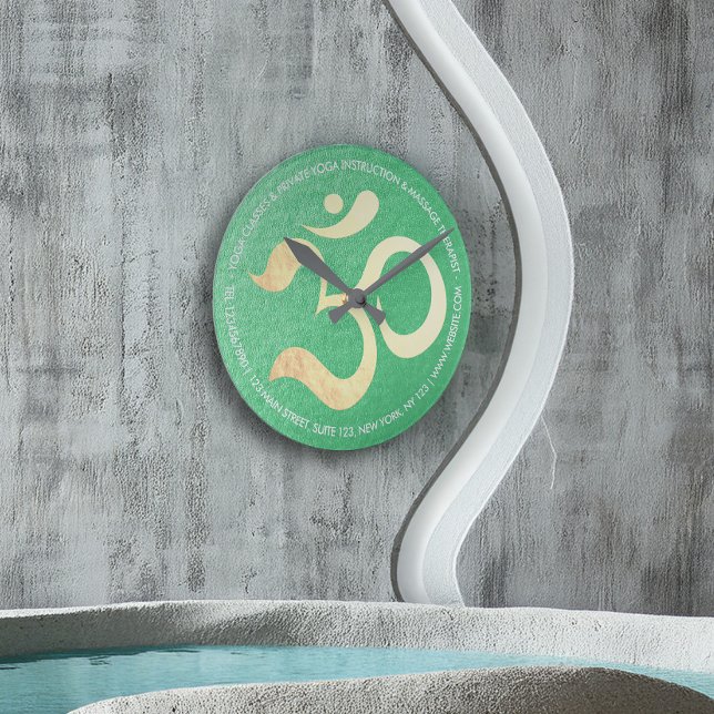 Yoga Studio Meditation Instructor Life Coach OM Runde Wanduhr (Von Creator hochgeladen)