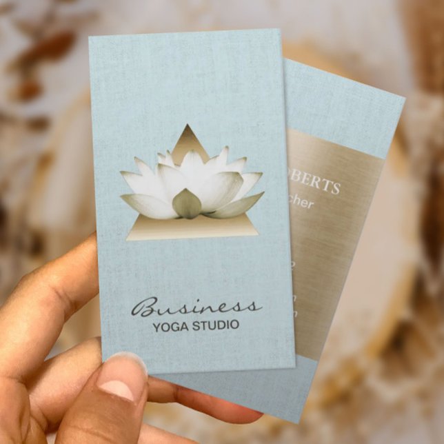 Yoga Teacher Gold Lotus Logo Light Blue Line Visitenkarte (Von Creator hochgeladen)