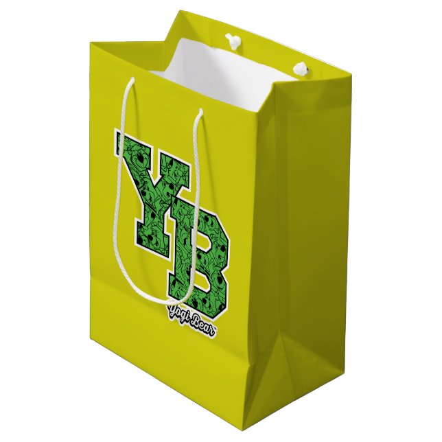 Yogi Bear Gemustert Varsity Letters Mittlere Geschenktüte (Vorderseite Schrägansicht)