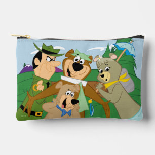 Yogi Bear und Friends Gerahmt Forest Picture Zubehörtasche