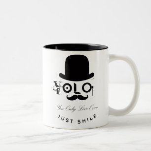 YOLO: Sie leben nur einmal - gerade Lächeln! Zweifarbige Tasse