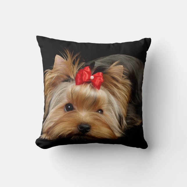 Yorkie mit rotem Bogenkissen Kissen (Vorderseite)