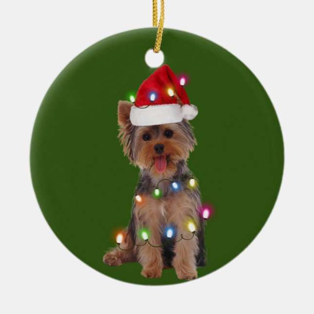 Yorkie mit Weihnachts-Scafts-Weihnachtsmannmütze-G Keramik Ornament (Vorne)