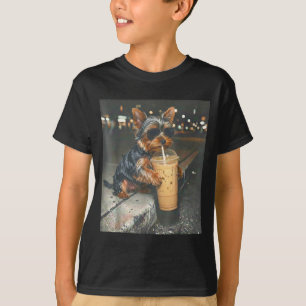 Yorkie trinkt Eiskaffee lustiger Tier-Meme-Hund T-Shirt