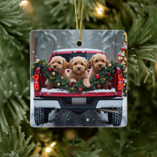 Yorkipoo Christmas Red Truck Holiday Gift Keramikornament (Baum)