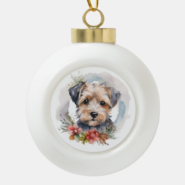 Yorkipoo Christmas Wreath Festive Pup Keramik Kugel-Ornament (Vorderseite)
