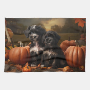 Yorkipoo-Welpe Herbstfreude Kürbis Geschirrtuch