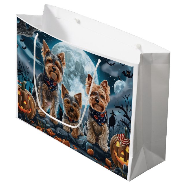 Yorkshire Terrier Halloween Spooky Große Geschenktüte (Vorderseite Schrägansicht)
