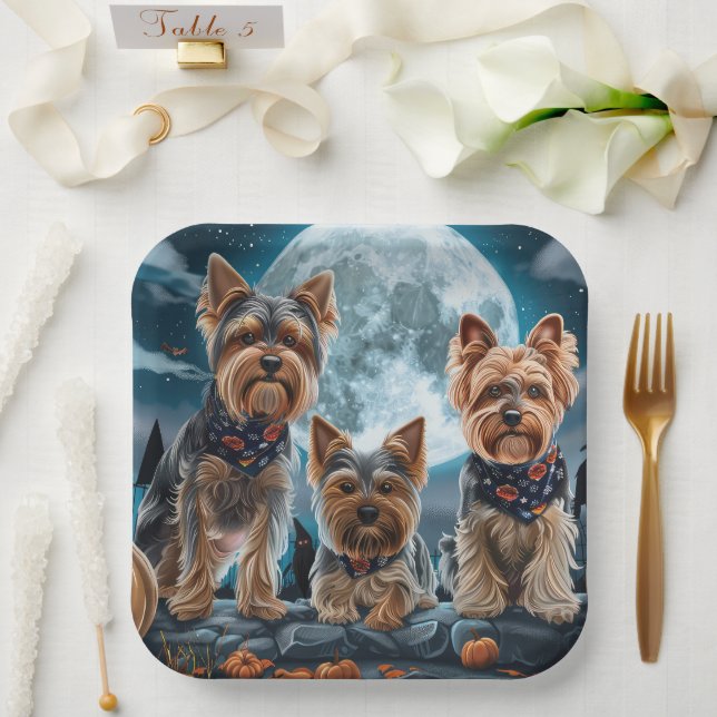 Yorkshire Terrier Halloween Spooky Pappteller (Hochzeit)