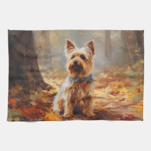 Yorkshire Terrier im Herbstlaubfall inspiriert Geschirrtuch