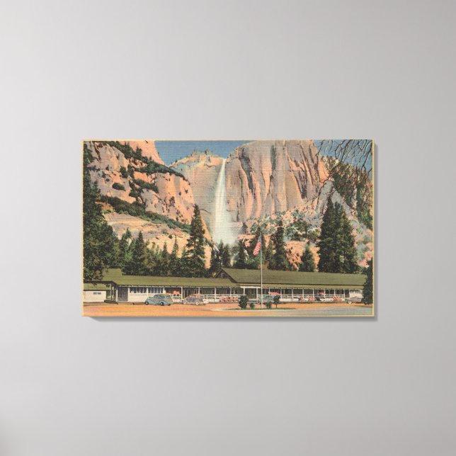 Yosemite, CA View Yosemite Lodge and Falls Leinwanddruck (Vorderseite)