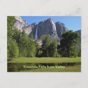 Yosemite Falls vom Tal in Kalifornien Postkarte