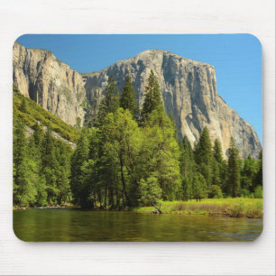 Yosemite from Valley Floor, Sierra-Nevada Mousepad