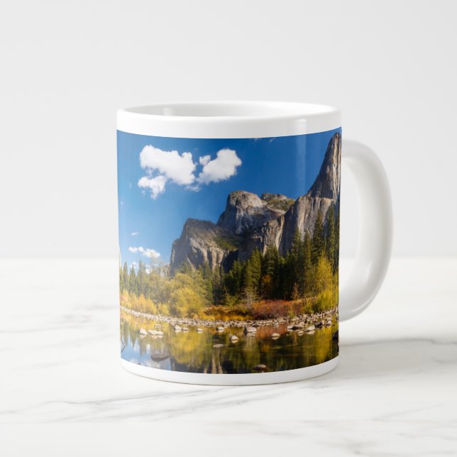 Yosemite Valley im Herbst Jumbo-Tasse (Vorderseite Rechts)
