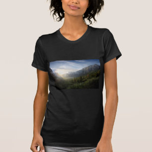 Yosemite Valley Sonnenaufgang vom Inspirationspunk T-Shirt