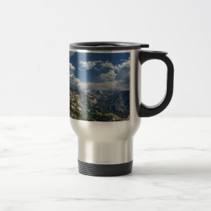 Yosemite Valley und Halbkuppel von der Adlerspitze Reisebecher