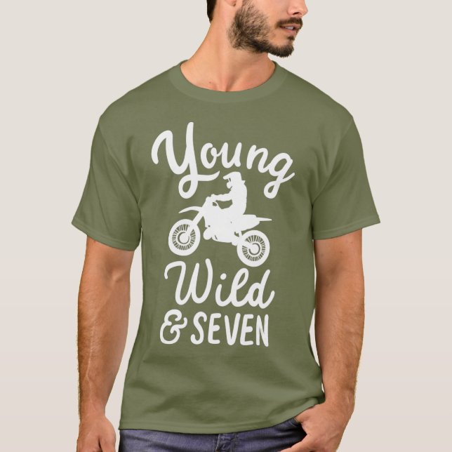 Young Wild and Seven Funny 7th Birthday Biker T-Shirt (Vorderseite)