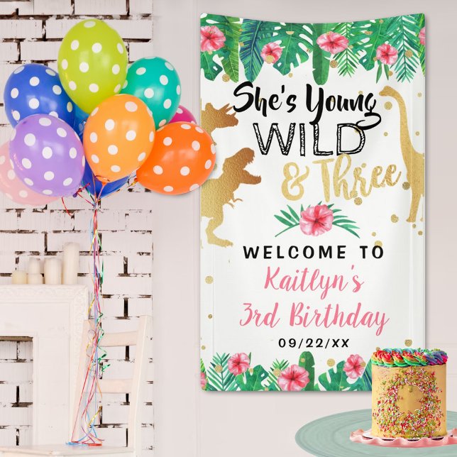Young Wild & Three Dinosaur Girls 3. Geburtstag Banner (Von Creator hochgeladen)