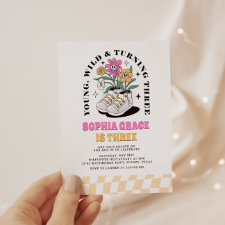 Young Wild Three Groovy Daisy 3. Geburtstag Einladung