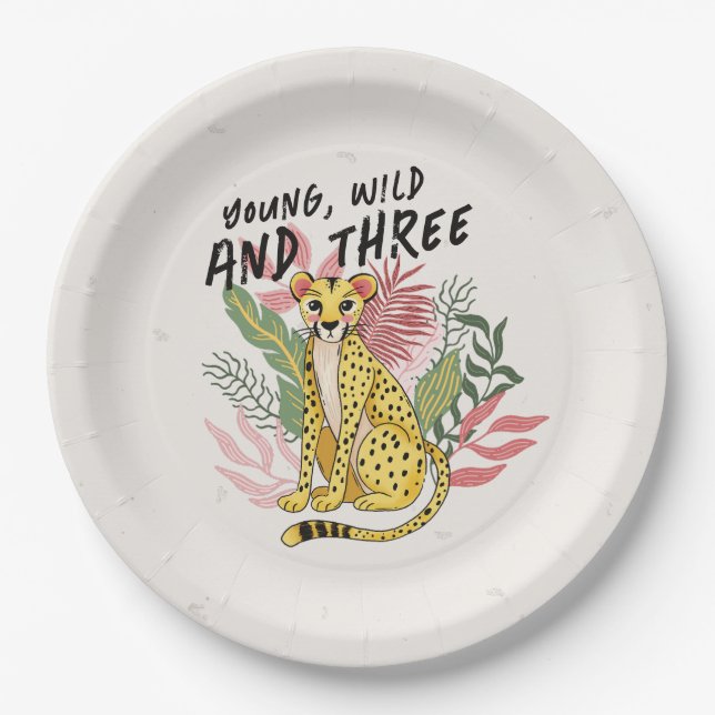 Young Wild Three Pink Cheetah Kids Birthday Party Pappteller (Vorderseite)