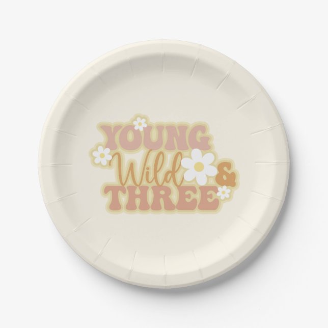 Young Wild und Three Birthday Shirt für Kleinkinde Pappteller (Vorderseite)
