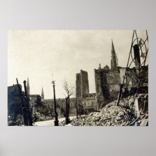 Ypres von Rue de Ville, im Juni 1915 Poster