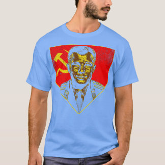 Yuri Gagarin als Erster im Weltraum 9 T-Shirt