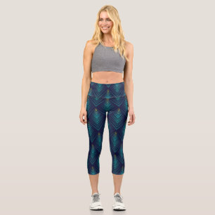 Zackenrand: Dynamisches Musterspiel Capri Leggings