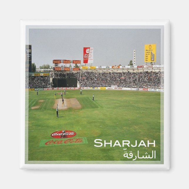 zAE020 CRICKET MATCH at SHARJAH, VAE, Asia, Kühlsc Magnet (Vorne)