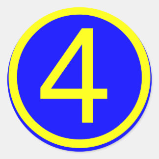 Zahl 4 im Kreis, blauer Hintergrund Runder Aufkleber