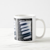 Zahlen Sie uns a-Lied Klavier-Mann-Tasse
