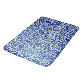 Zahlreiche kleine Plätze, blaue Farbtöne Badematte
