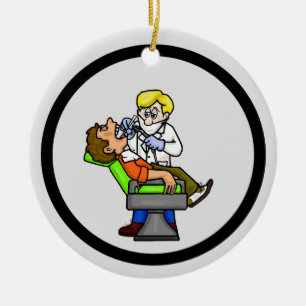 Zahnärzte, die an der Zierarbeit von Patienten arb Keramik Ornament