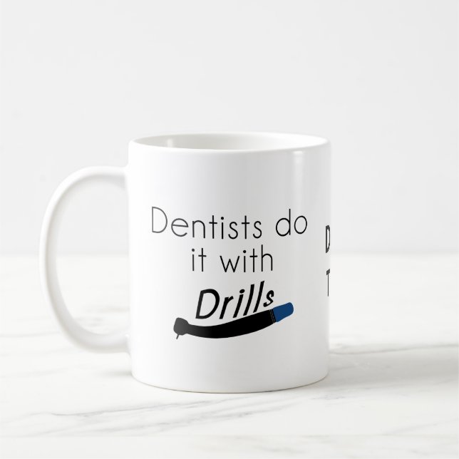 Zahnärzte machen es mit Übungen Kaffeetasse (Links)