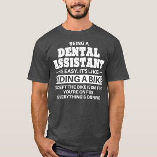Zahnärztliche Hilfe beim Reiten T-Shirt