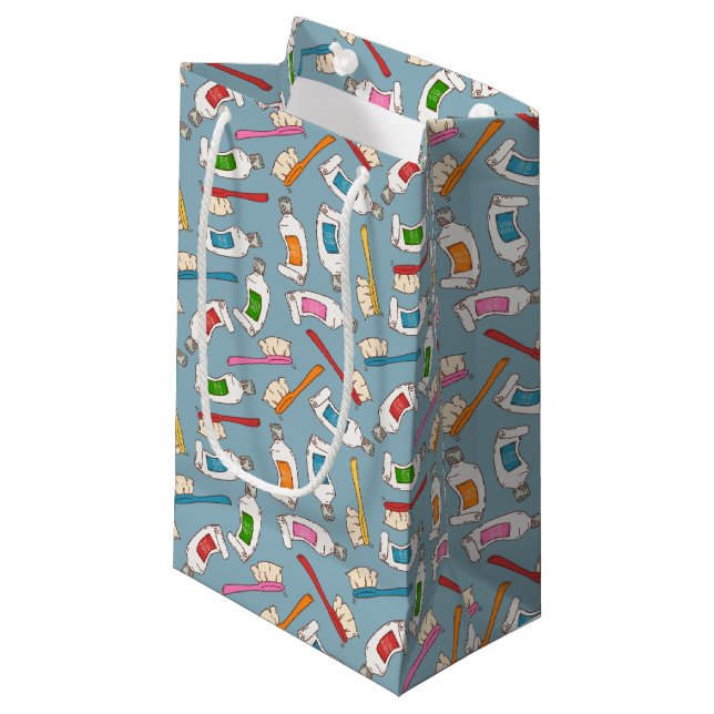 Zahnbürste-u. Zahnpasta-Muster Kleine Geschenktüte (Vorderseite Schrägansicht)