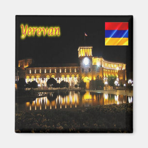 zAM012 YEREVAN Republic Square am Abend, Armenien, Magnet