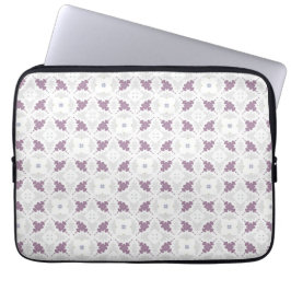 Zarte lila Blumen-Diamant-Gitterstruktur Laptopschutzhülle