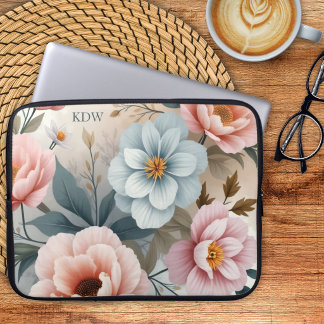 Zarte Pastell-Blumen-Monogramm Laptopschutzhülle